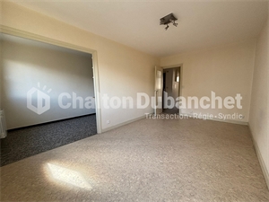 appartement à la location -   42300  ROANNE, surface 41,87 m2 location appartement - APR738624